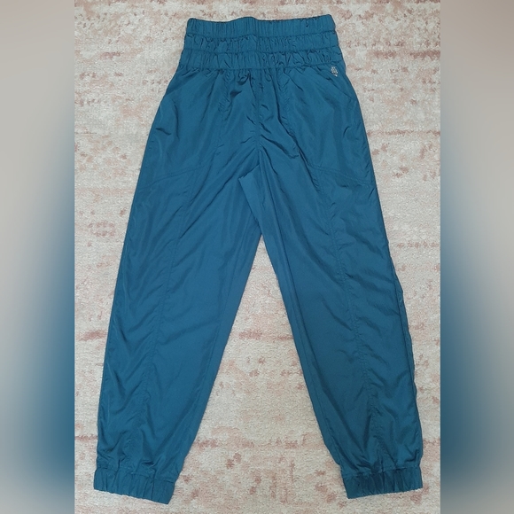 *FINAL SALE* NWOT Free People Movement The Way Home Jogger Pants - Picture 2 of 6